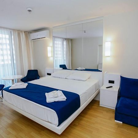 אפרטהוטל באטומי Orbi City Sea View - Special Category מראה חיצוני תמונה