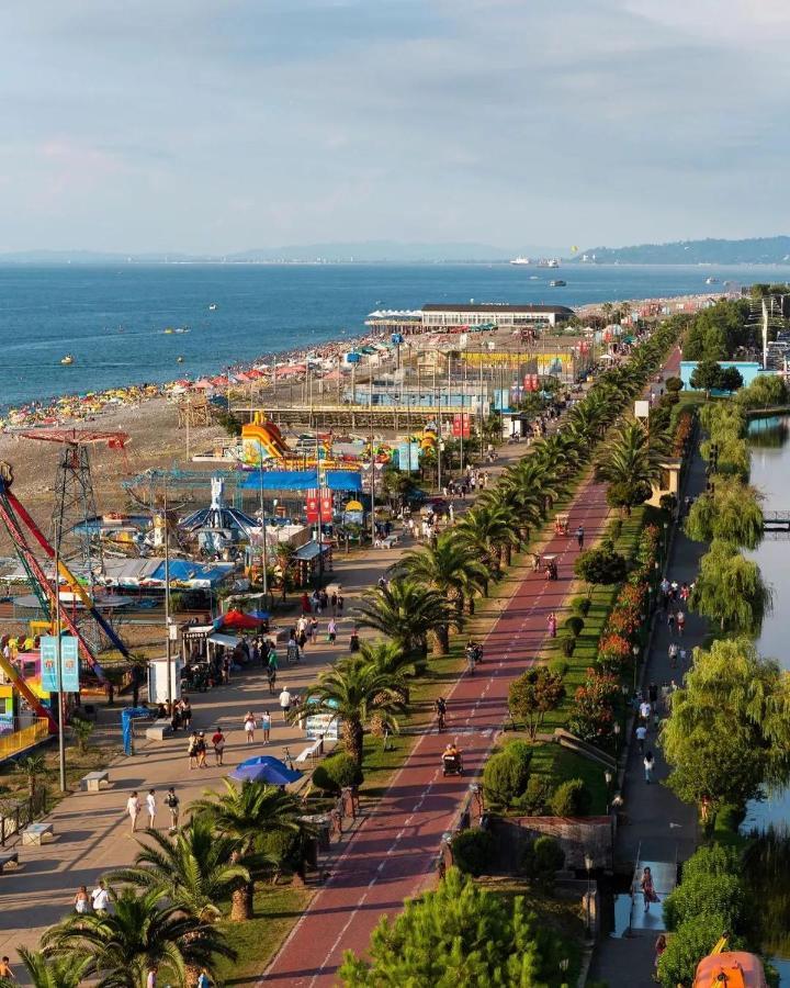 אפרטהוטל באטומי Orbi City Sea View - Special Category מראה חיצוני תמונה