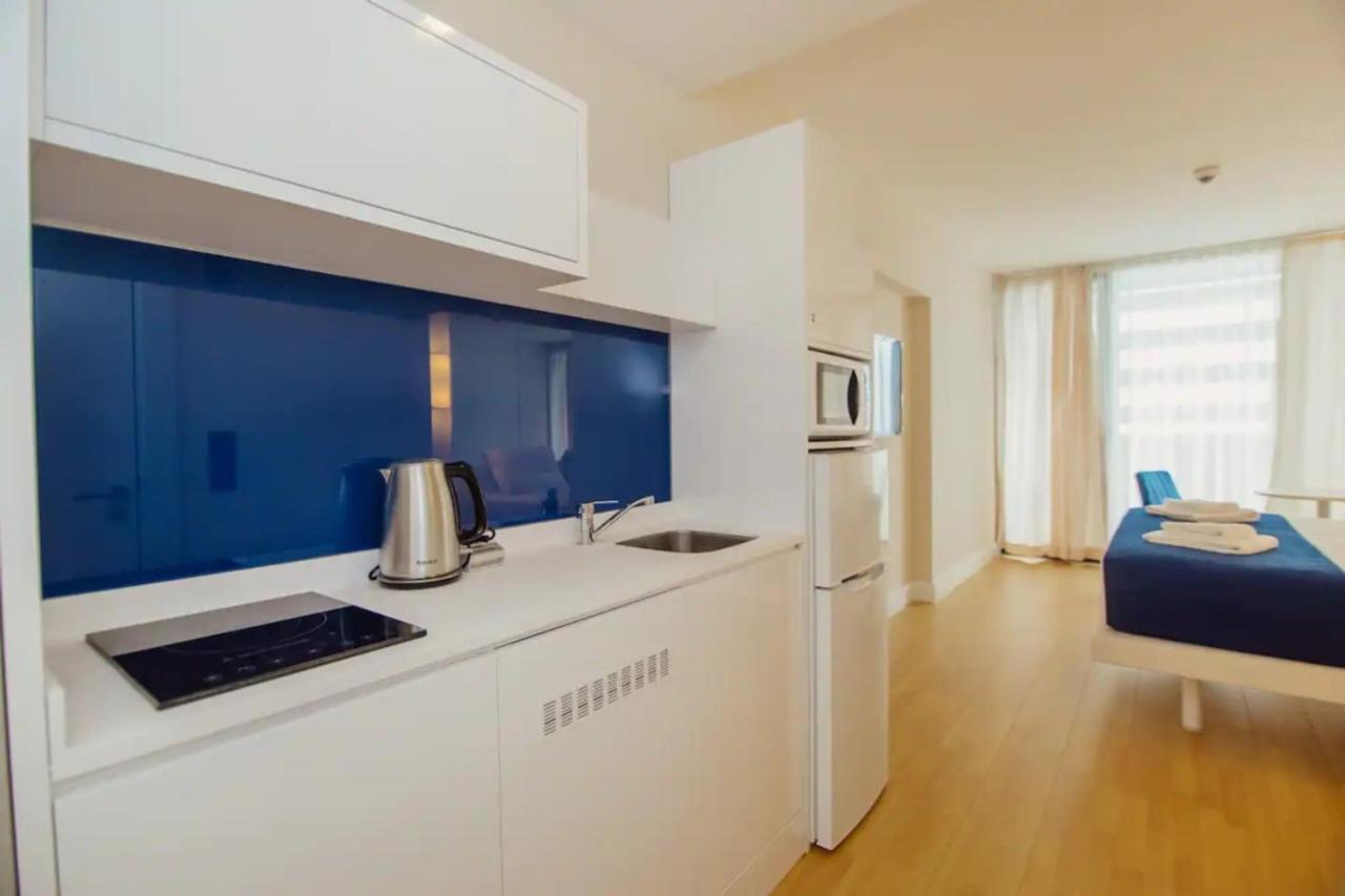 אפרטהוטל באטומי Orbi City Sea View - Special Category מראה חיצוני תמונה