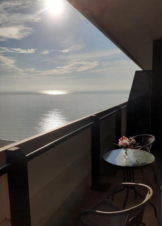 אפרטהוטל באטומי Orbi City Sea View - Special Category מראה חיצוני תמונה
